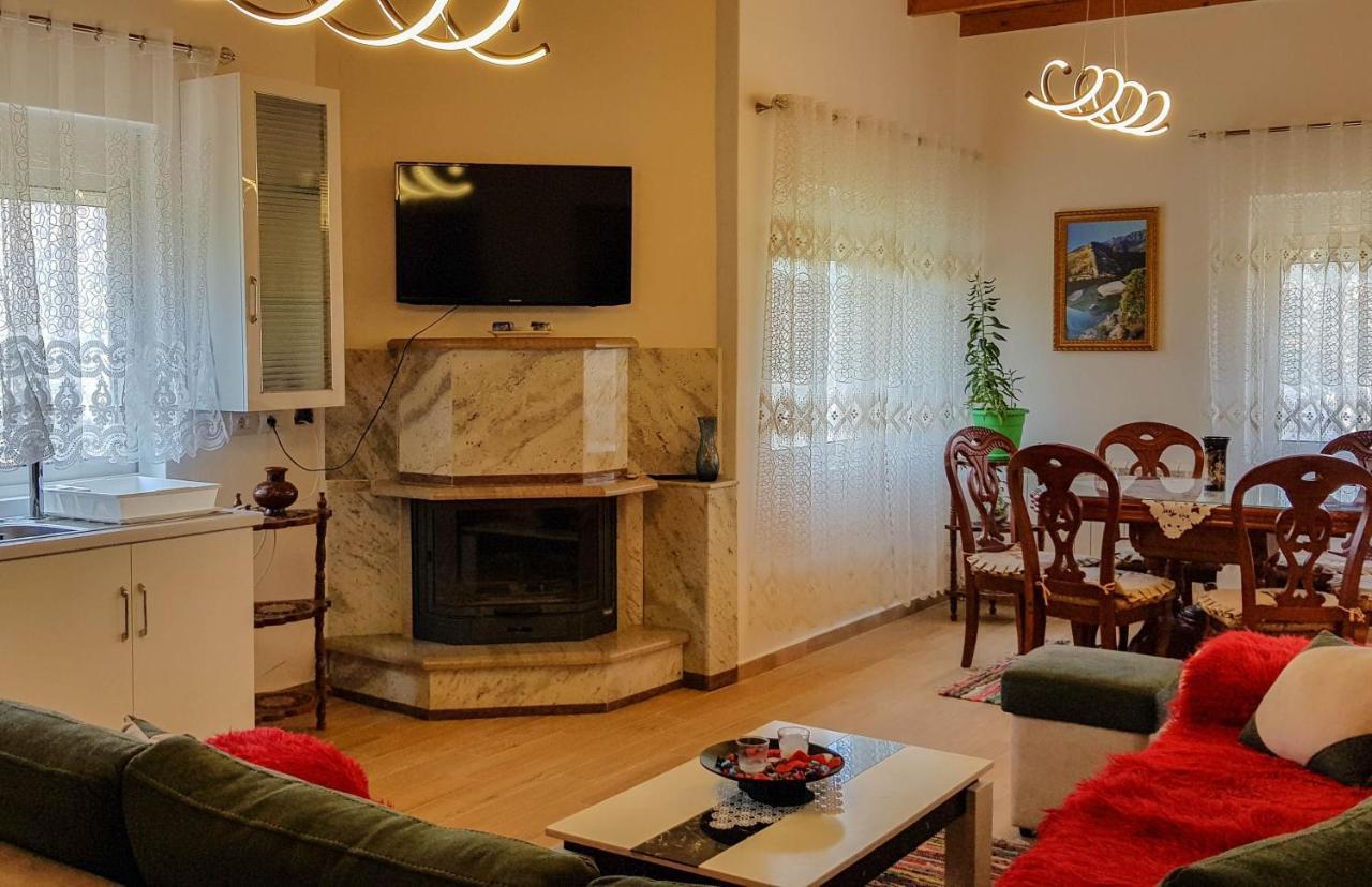 Villa Goliku Peshtan ภายนอก รูปภาพ