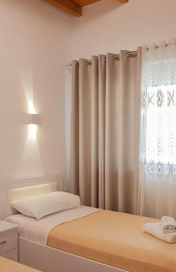 Villa Goliku Peshtan ภายนอก รูปภาพ
