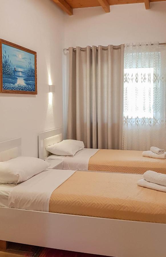 Villa Goliku Peshtan ภายนอก รูปภาพ