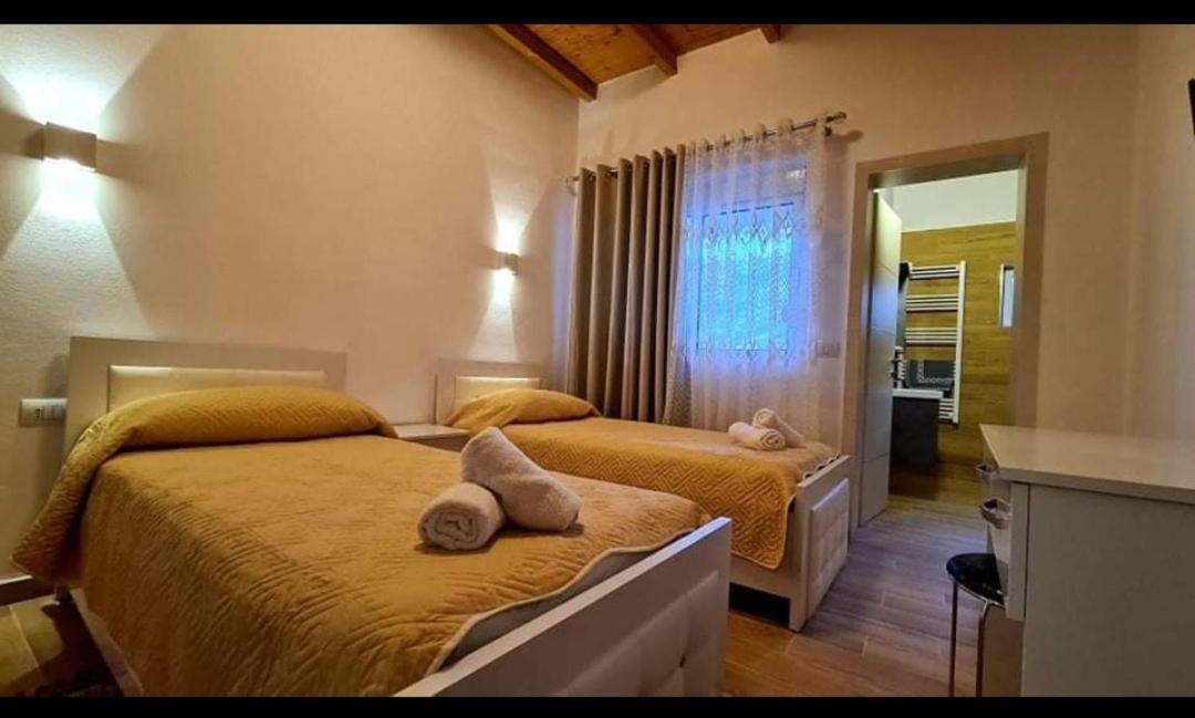 Villa Goliku Peshtan ภายนอก รูปภาพ